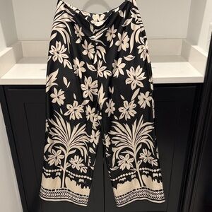 Industry Floral Black and Cream Wide-Leg Pants. Size 10